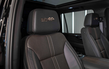 Chevrolet Suburban, 2026 год, 20 713 392 рублей, 26 фотография