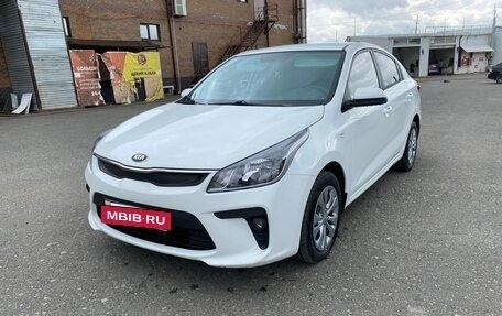 KIA Rio IV, 2019 год, 999 000 рублей, 4 фотография