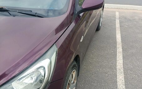 Hyundai Solaris II рестайлинг, 2012 год, 470 000 рублей, 7 фотография