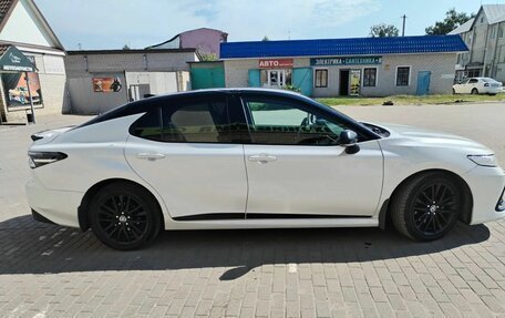 Toyota Camry, 2021 год, 2 900 000 рублей, 6 фотография