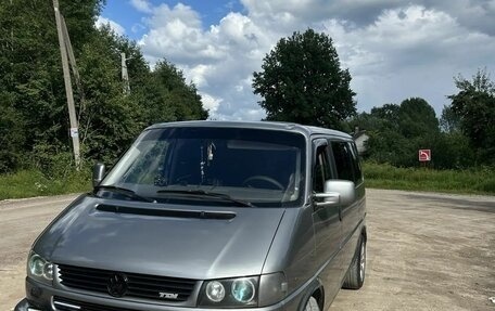 Volkswagen Multivan T4, 1998 год, 1 200 000 рублей, 3 фотография