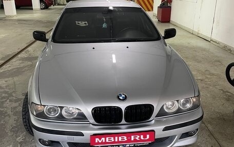 BMW 5 серия, 2001 год, 1 000 000 рублей, 3 фотография