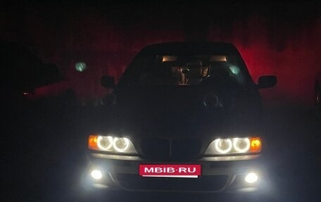 BMW 5 серия, 2001 год, 1 000 000 рублей, 10 фотография