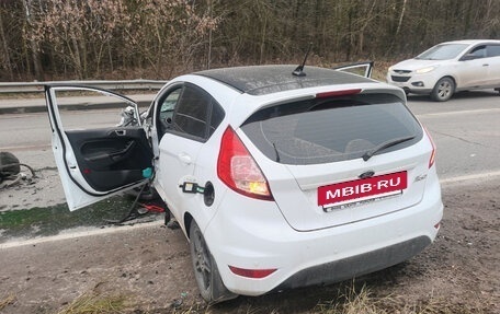 Ford Fiesta, 2018 год, 500 000 рублей, 3 фотография
