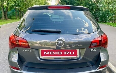 Opel Astra J, 2011 год, 945 000 рублей, 7 фотография