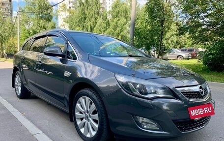 Opel Astra J, 2011 год, 945 000 рублей, 4 фотография