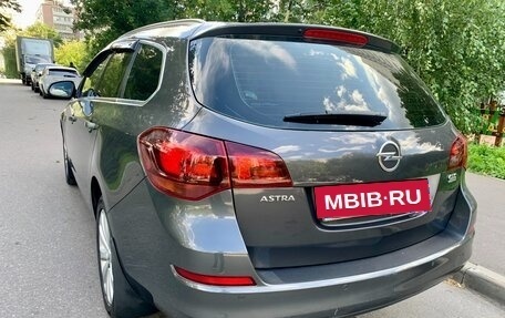 Opel Astra J, 2011 год, 945 000 рублей, 8 фотография