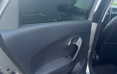 Volkswagen Polo VI (EU Market), 2017 год, 1 350 000 рублей, 21 фотография