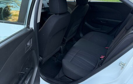 Chevrolet Aveo III, 2013 год, 860 000 рублей, 17 фотография