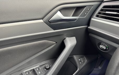 Volkswagen Jetta VII, 2023 год, 2 300 000 рублей, 14 фотография