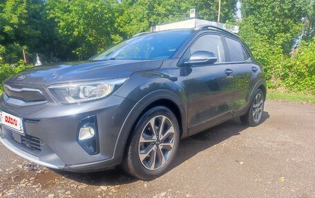 KIA Stonic, 2020 год, 1 670 000 рублей, 2 фотография