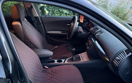BMW 1 серия, 2006 год, 500 000 рублей, 9 фотография