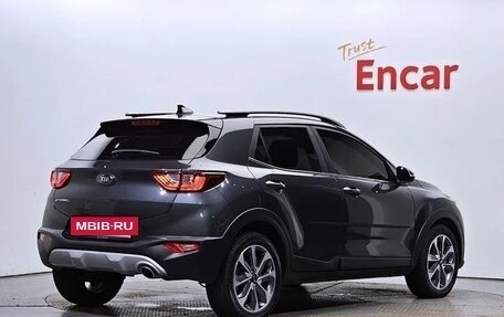 KIA Stonic, 2020 год, 1 670 000 рублей, 8 фотография