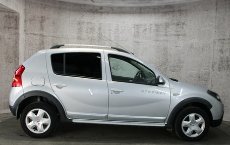 Renault Sandero I, 2014 год, 645 000 рублей, 4 фотография