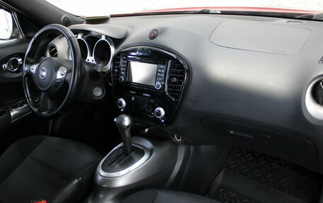 Nissan Juke II, 2013 год, 945 000 рублей, 11 фотография