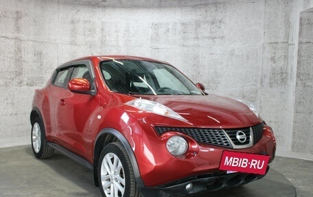 Nissan Juke II, 2013 год, 945 000 рублей, 3 фотография