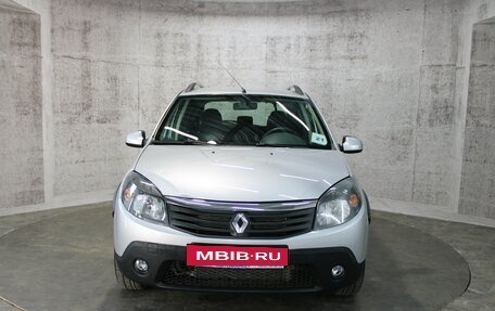 Renault Sandero I, 2014 год, 645 000 рублей, 2 фотография
