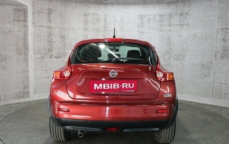 Nissan Juke II, 2013 год, 945 000 рублей, 7 фотография