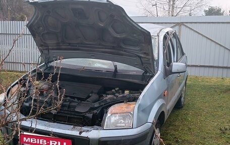 Ford Fusion I, 2006 год, 80 000 рублей, 2 фотография