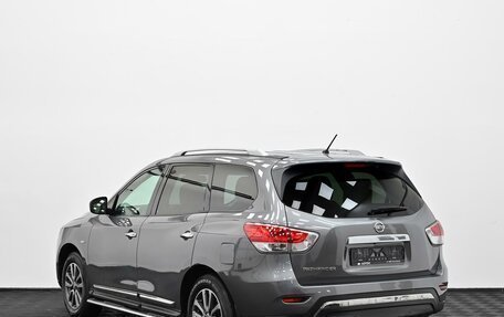 Nissan Pathfinder, 2015 год, 1 475 000 рублей, 4 фотография