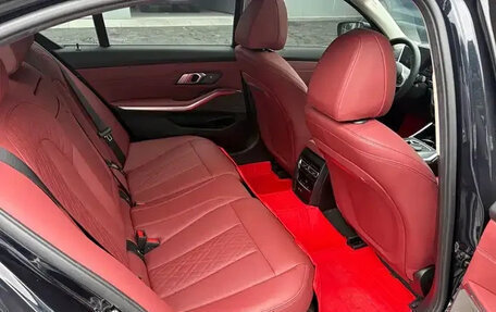 BMW 3 серия, 2023 год, 2 950 000 рублей, 14 фотография