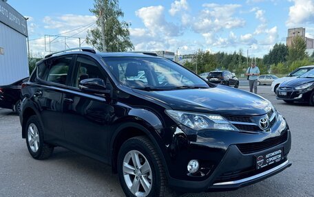 Toyota RAV4, 2014 год, 1 880 000 рублей, 4 фотография