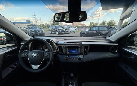 Toyota RAV4, 2014 год, 1 880 000 рублей, 10 фотография