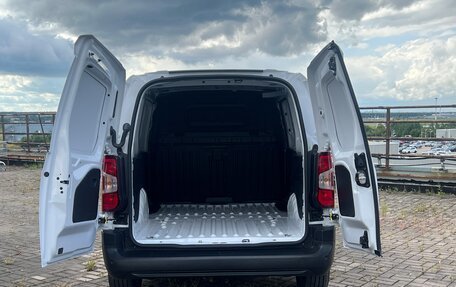 Fiat Doblo, 2024 год, 3 420 000 рублей, 7 фотография