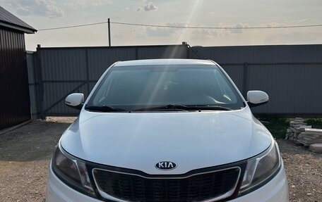 KIA Rio III рестайлинг, 2015 год, 1 250 000 рублей, 2 фотография
