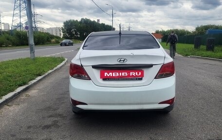 Hyundai Solaris II рестайлинг, 2015 год, 480 000 рублей, 5 фотография