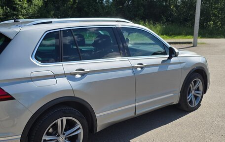 Volkswagen Tiguan II, 2019 год, 3 550 000 рублей, 6 фотография