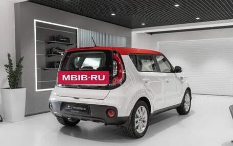 KIA Soul II рестайлинг, 2017 год, 1 470 000 рублей, 5 фотография