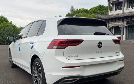 Volkswagen Golf VIII, 2021 год, 1 695 000 рублей, 6 фотография