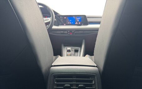 Volkswagen Golf VIII, 2021 год, 1 695 000 рублей, 13 фотография