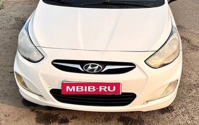 Hyundai Solaris II рестайлинг, 2013 год, 400 000 рублей, 1 фотография