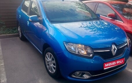 Renault Logan II, 2016 год, 740 000 рублей, 1 фотография