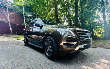 Mercedes-Benz M-Класс, 2015 год, 2 200 000 рублей, 15 фотография