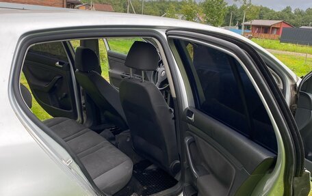 Volkswagen Golf V, 2007 год, 50 000 рублей, 8 фотография