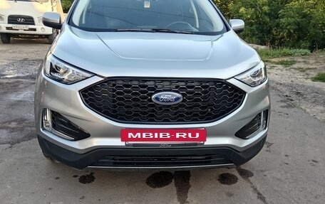 Ford Edge II рестайлинг, 2021 год, 2 050 000 рублей, 2 фотография