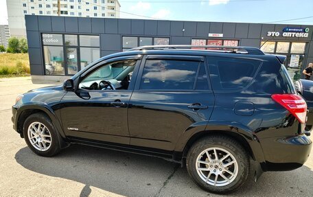 Toyota RAV4, 2011 год, 1 330 000 рублей, 2 фотография