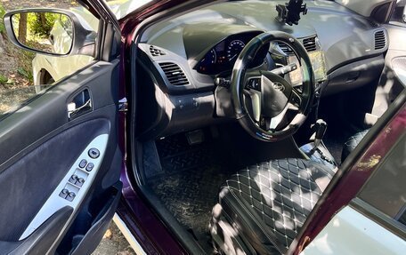 Hyundai Solaris II рестайлинг, 2013 год, 400 000 рублей, 11 фотография