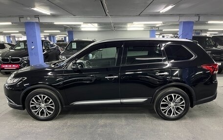 Mitsubishi Outlander III рестайлинг 3, 2015 год, 1 795 000 рублей, 8 фотография