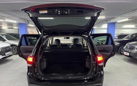 Mitsubishi Outlander III рестайлинг 3, 2015 год, 1 795 000 рублей, 21 фотография