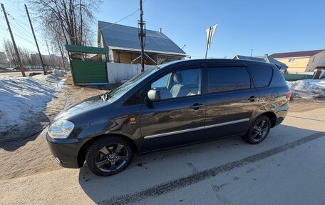 Toyota Avensis Verso I рестайлинг, 2003 год, 750 000 рублей, 11 фотография