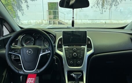 Opel Astra J, 2013 год, 970 000 рублей, 6 фотография