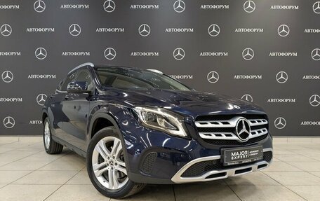 Mercedes-Benz GLA, 2017 год, 2 350 000 рублей, 3 фотография