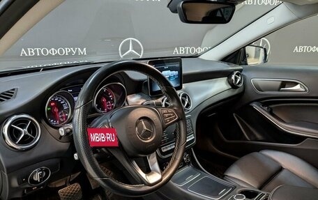 Mercedes-Benz GLA, 2017 год, 2 350 000 рублей, 11 фотография