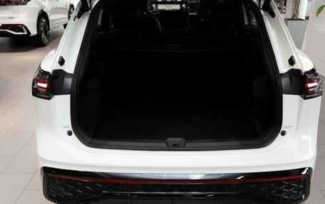 Volkswagen Tiguan, 2026 год, 4 790 000 рублей, 17 фотография