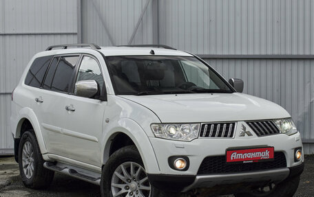 Mitsubishi Pajero Sport II рестайлинг, 2012 год, 1 490 000 рублей, 3 фотография