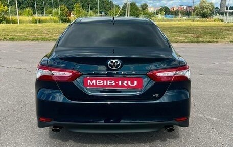 Toyota Camry, 2018 год, 3 500 000 рублей, 4 фотография